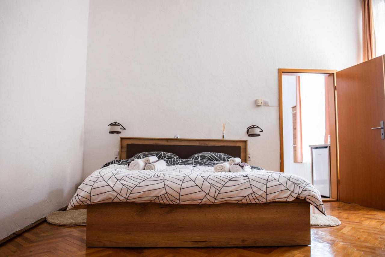 Troll'S House Apartment Sibiu Luaran gambar