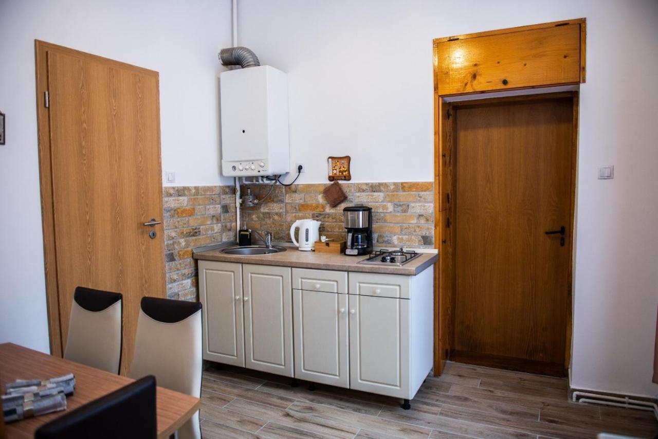 Troll'S House Apartment Sibiu Luaran gambar