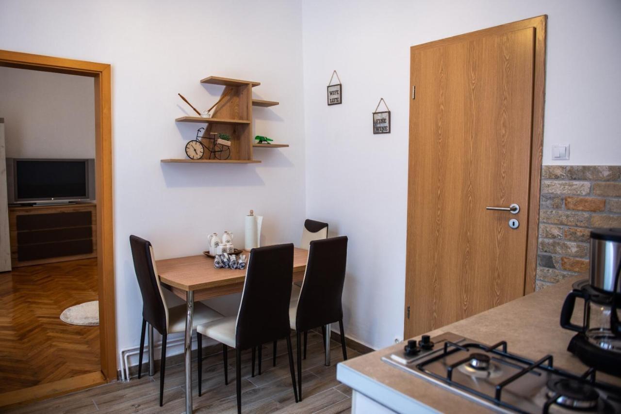 Troll'S House Apartment Sibiu Luaran gambar